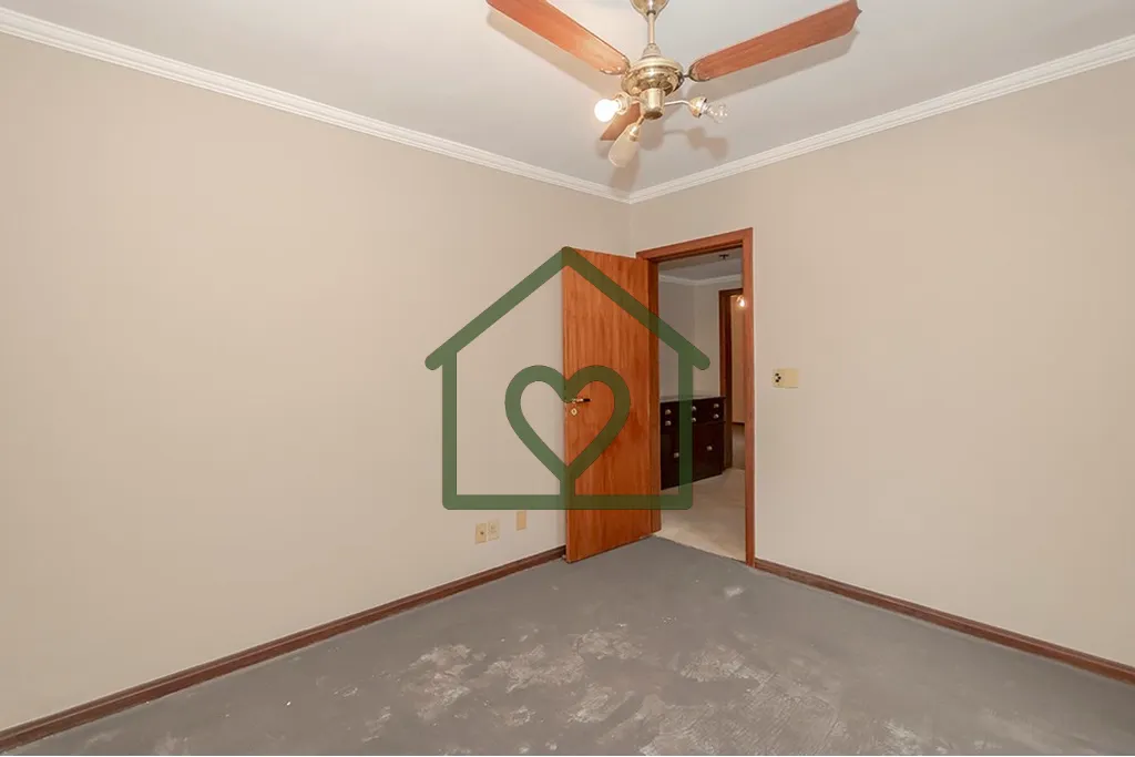 Imagem Casa à venda na Rua Frei Henrique Golland Trindade, próximo à Av. Anita Garibaldi, no bairro Boa ...