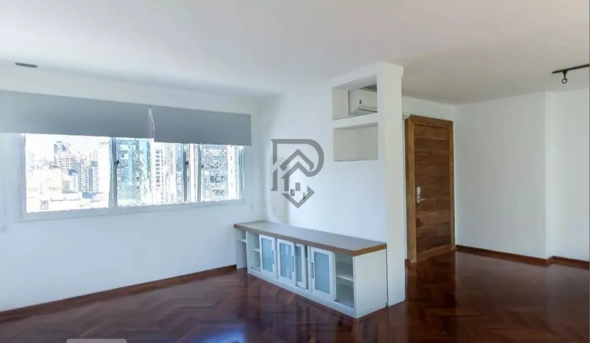 Imagem Apartamento itaim bibi andar alto vista livre