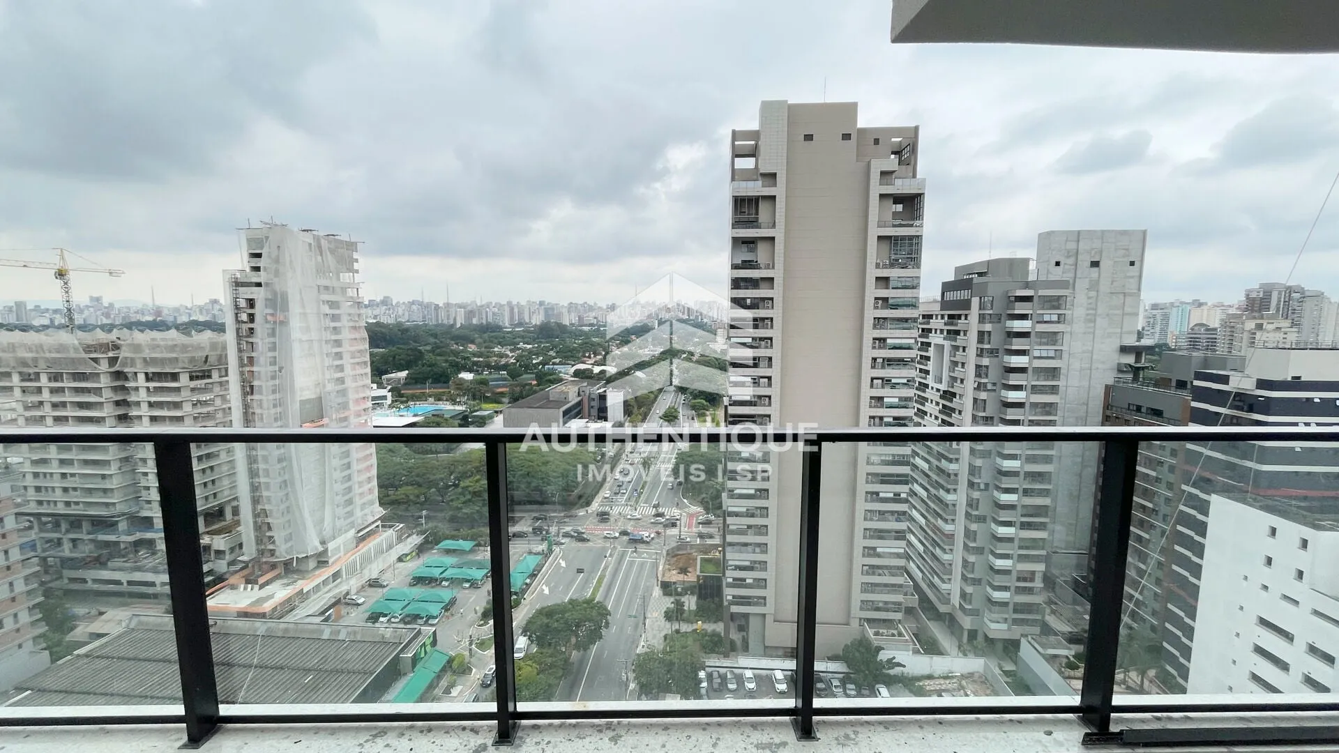 Imagem Window Moema - Apartamento Duplex em Moema à Venda