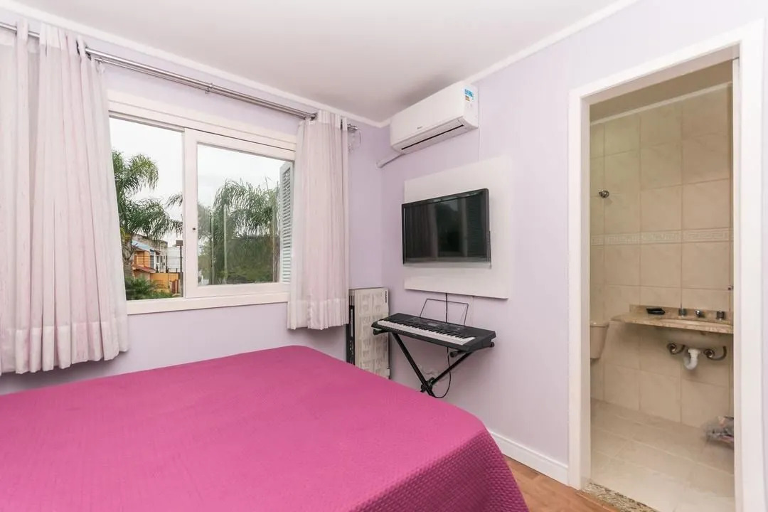 Imagem Casa com 3 dormitórios, 01 suíte, 03 vagas