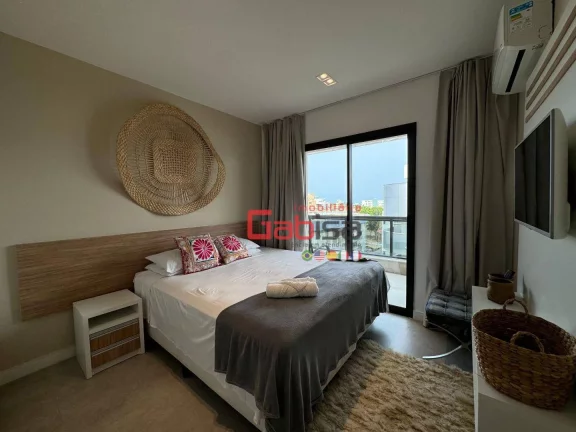 Imagem Cobertura mobiliada com 3 dormitórios à venda, 187 m² por R$ 2.100.000 - Centro - Cabo Frio/RJ