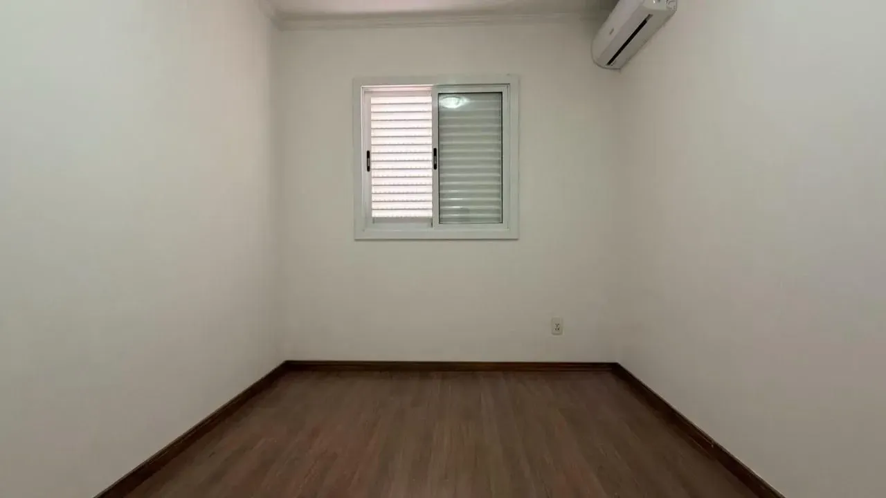 Imagem Casa de Condomínio com 3 Quartos à Venda, 120 m² em Jardim Shangai - Jundiaí