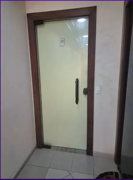 Imagem Sala Comercial para Locação em Rio de Janeiro, Campo Grande, 2 dormitórios, 1 banheiro
