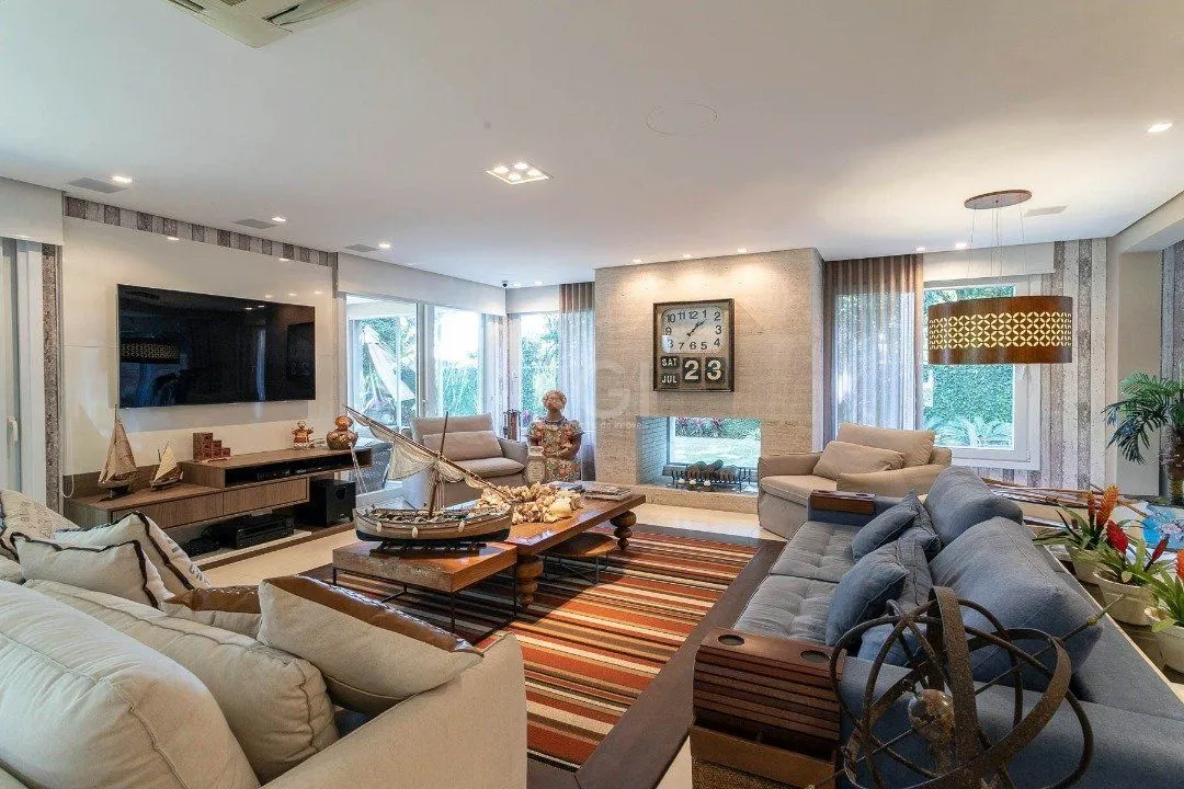 Imagem Casa Condominio para Venda - 588.62m², 4 dormitórios, sendo 4 suites, 5 vagas - Pedra Redonda