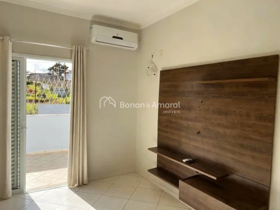 Imagem Ótima casa sobrado à venda no Condomínio Canterville, localizada logo na entrada de Valinhos pela...