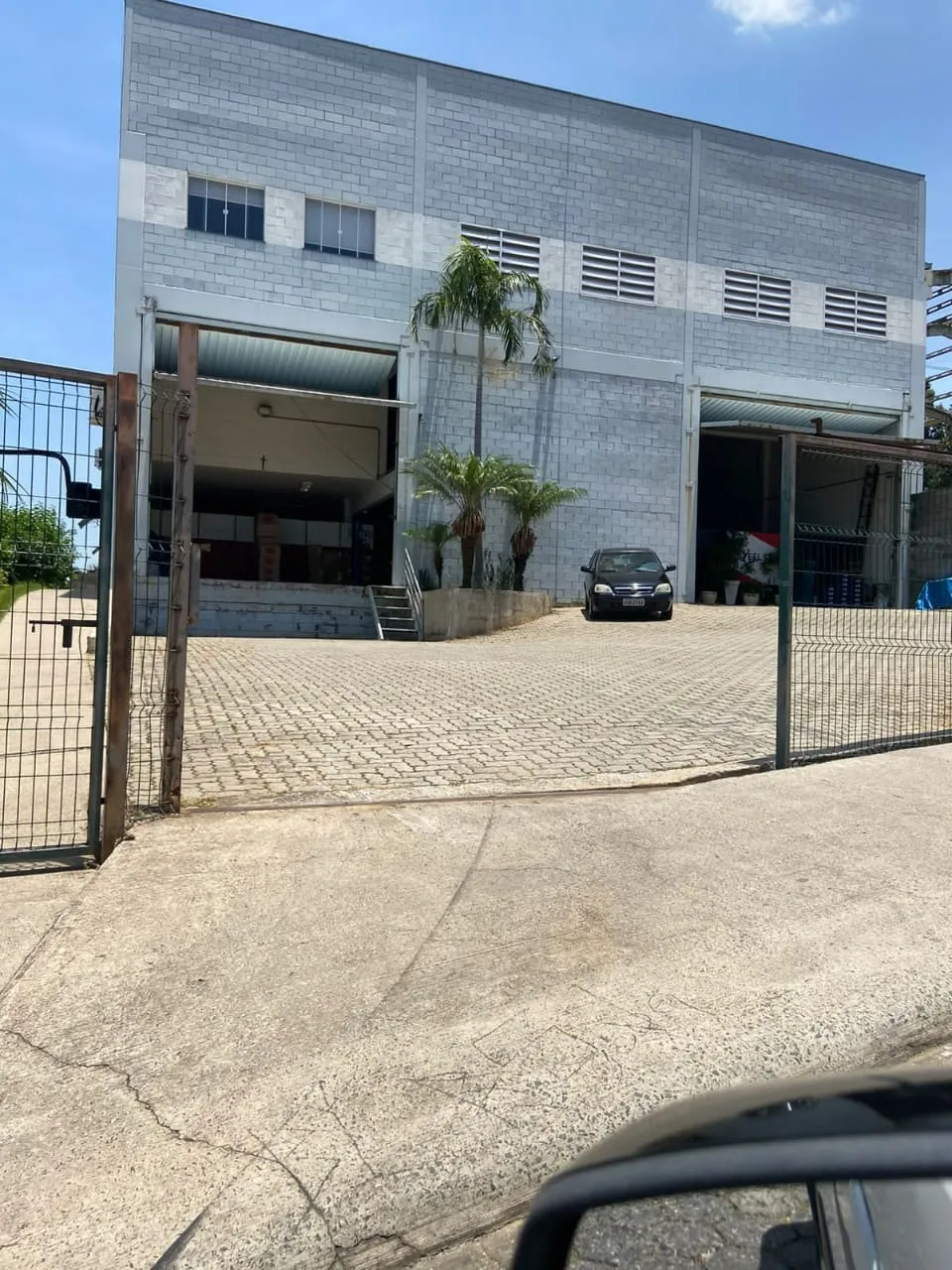 Foto do imóvel Galpão Exclusivo: O Espaço Perfeito para seu Negócio Prosperar em RETIRO SÃO JOÃO, SOROCABA - SP
