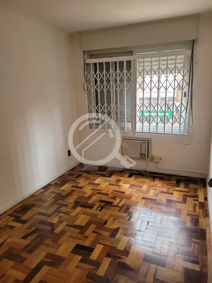 Imagem Apartamento a venda, na Lima e Silva, frente, 1 dormitório, área de serviço separada mais pequeno...