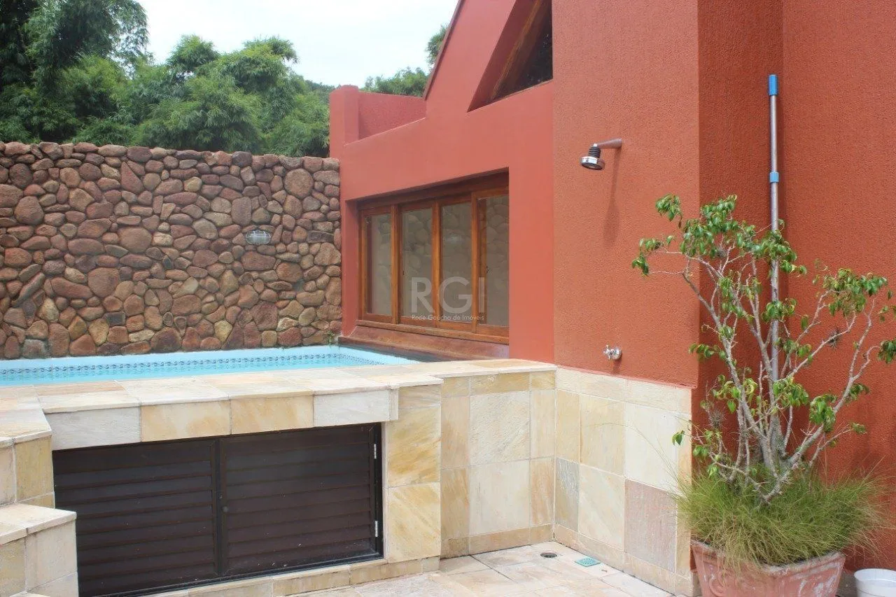 Imagem Casa Condominio para Venda - 379.23m², 4 dormitórios, sendo 1 suites, 2 vagas - Menino Deus