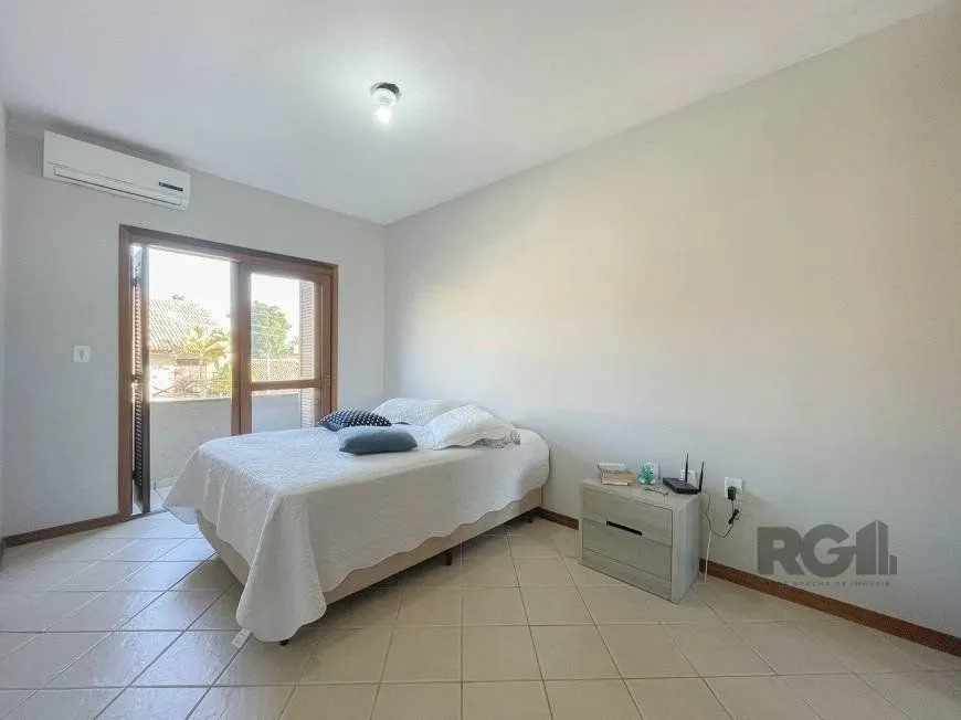 Imagem Excelente casa de 121m² com 3 dormitórios e 2 vagas.