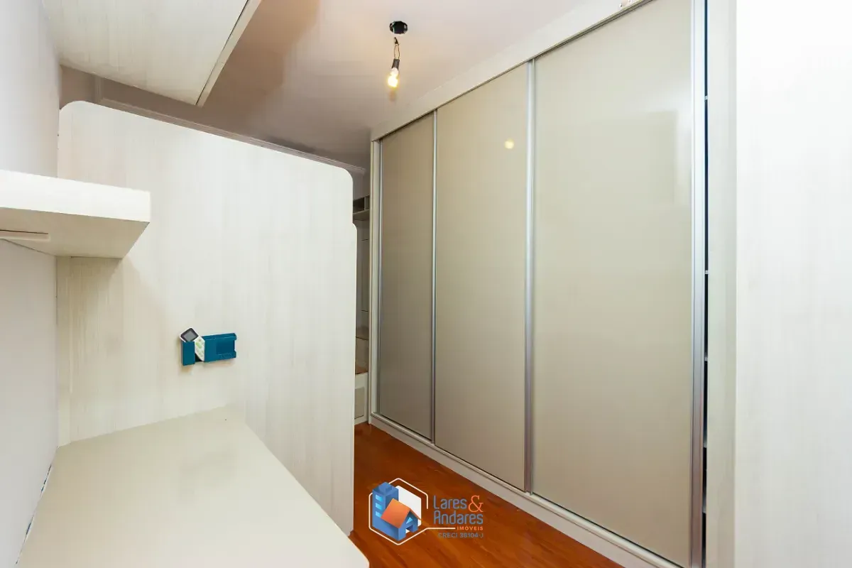 Imagem Sobrado para venda em Vila Fachini com 3 quartos, sendo 1 suíte, 102m²