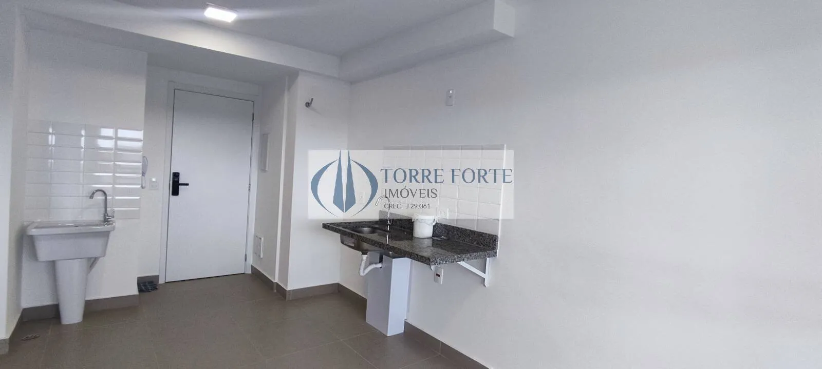 Imagem Apartamento 31 m² 1 dorm. a 450 m do Metrô Butantã pronto para ser decorado