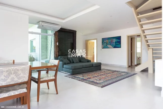 Imagem Casa para Temporada em Armação dos Búzios / RJ no bairro Marina