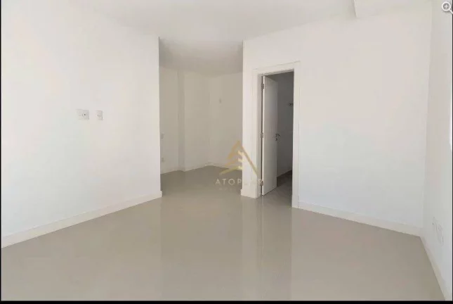 Imagem Apartamento com 3 dormitórios à venda, 128 m² por R$ 2.605.900,00 - Centro - Balneário Camboriú/SC
