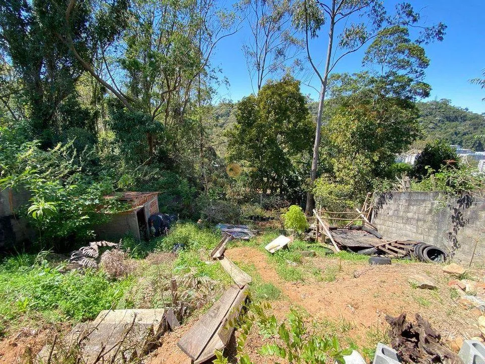 Imagem Casa para Venda em Teresópolis / RJ no bairro Pimenteiras