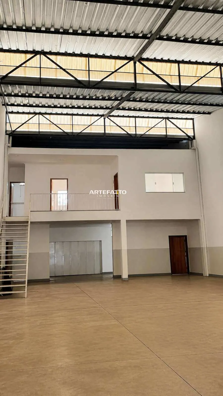 Imagem Barracão à venda em Franca, Parque Santa Hilda, 405m2