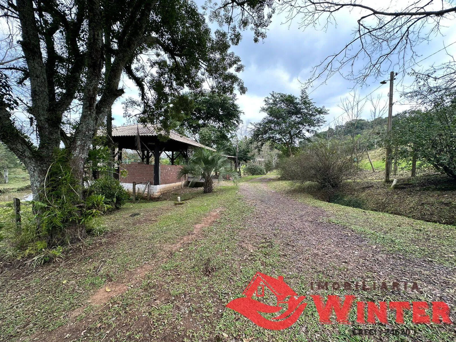Foto do imóvel Chácara com 3,5 hectares com imóvel em Roncador