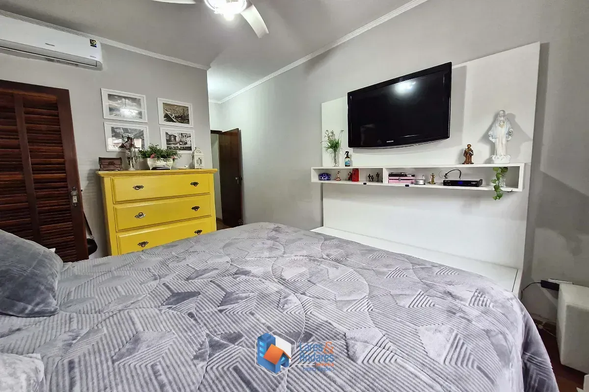 Imagem Sobrado para venda em Vila Nova Mazzei com 3 quartos, sendo 1 suíte, 180m²