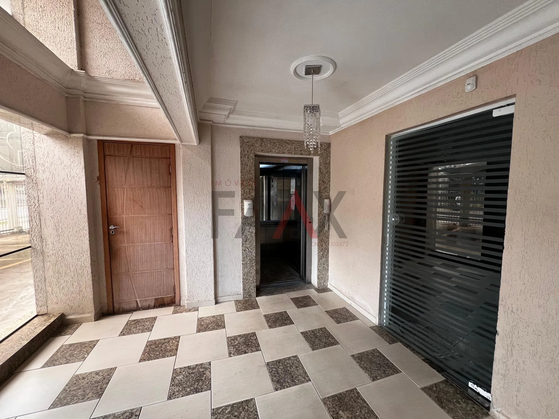 Imagem Apartamento Semi Mobiliado à Venda no Edifício Tia Meri, Bairro Santa Cruz