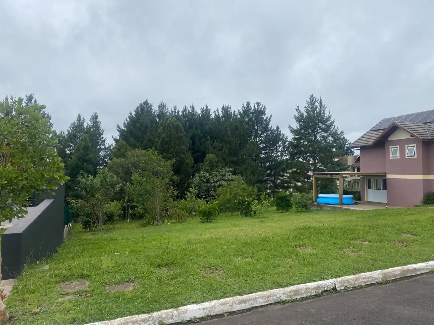 Imagem Terreno à venda em Gramado, Mato Queimado, 666.9m2