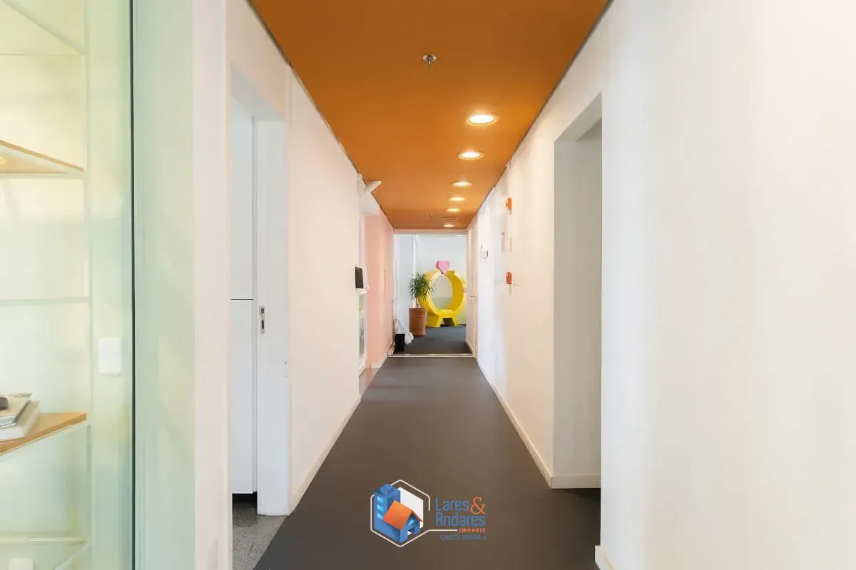 Imagem Conjunto comercial para venda em Pinheiros, 65m²