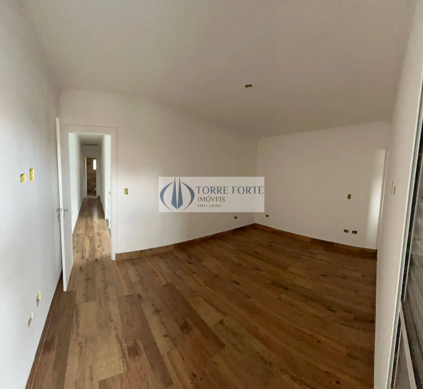 Imagem Casa sobrado novo, com 120m² em rua tranquila na Vila Canero