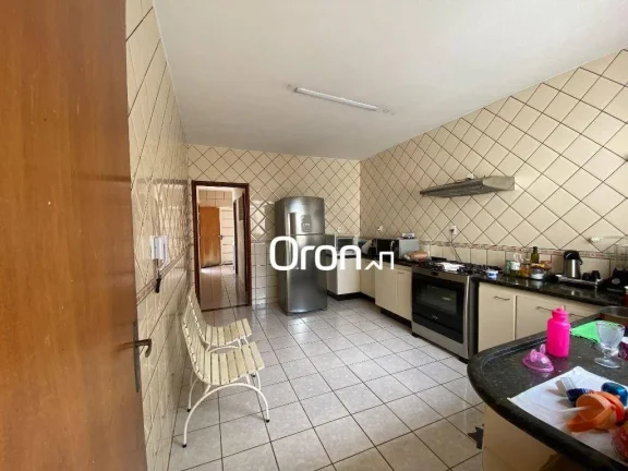 Imagem Casa com 4 dormitórios à venda, 188 m² por R$ 1.350.000,00 - Jardim América - Goiânia/GO