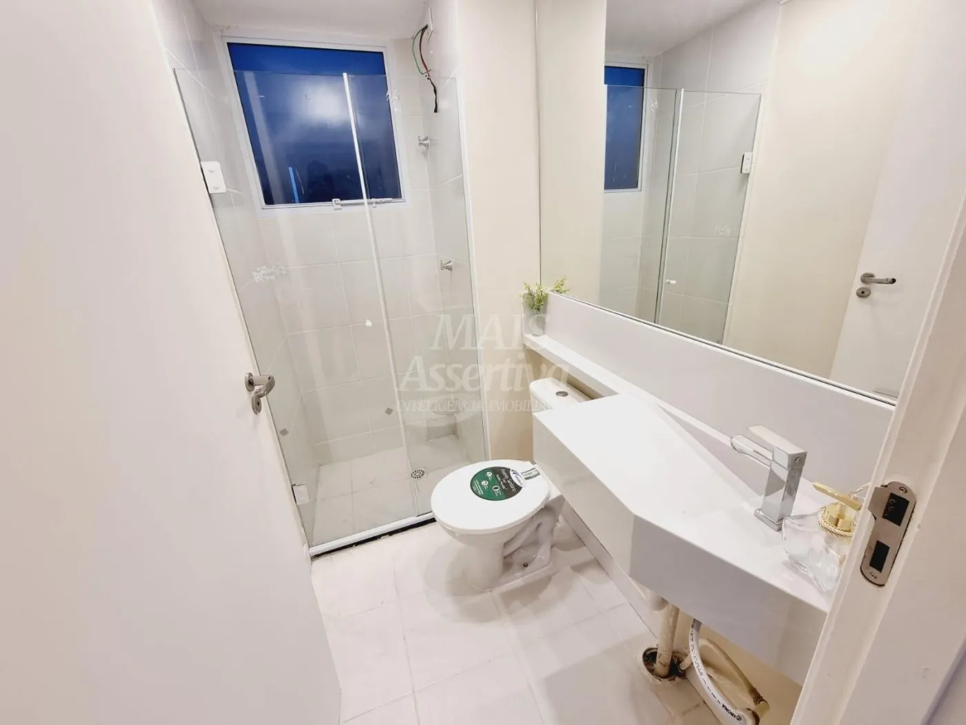 Imagem Ótimo apartamento à venda no bairro Hípica em POA - 2 dormitórios