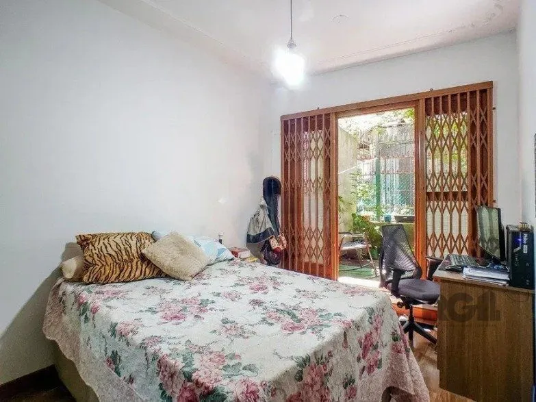 Imagem Apartamento Térreo com 02 dormitórios Na cidade Baixa em Porto Alegre/RS