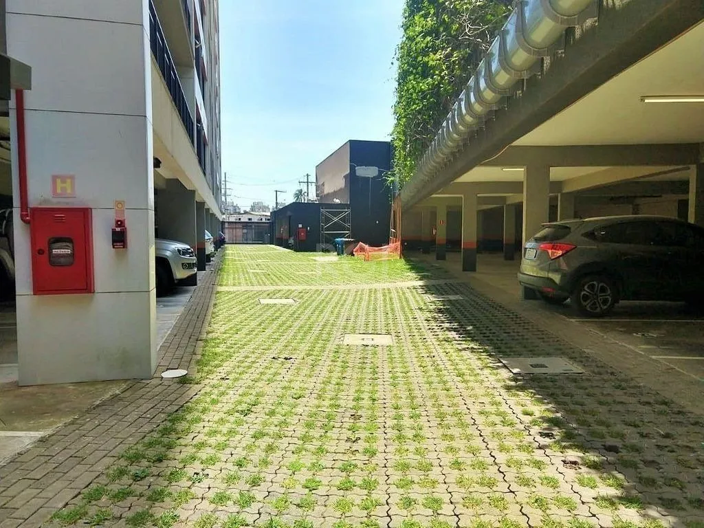 Imagem Apartamento com 3 quartos, 1 suíte, churrasqueira, 2 vagas, no bairro Cristal