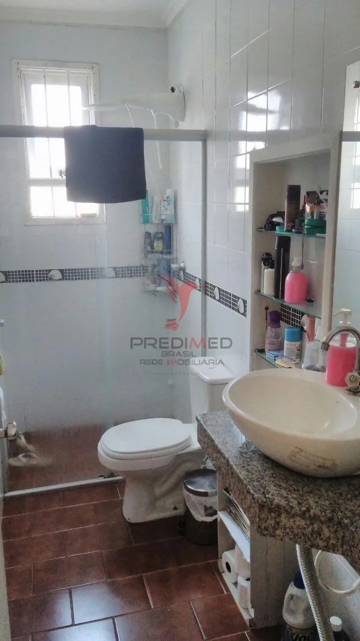 Imagem CASA NO CENTRO PRÓPRIO PARA CLINICA OU MORADIA, Sobrado com estacionamento próprio