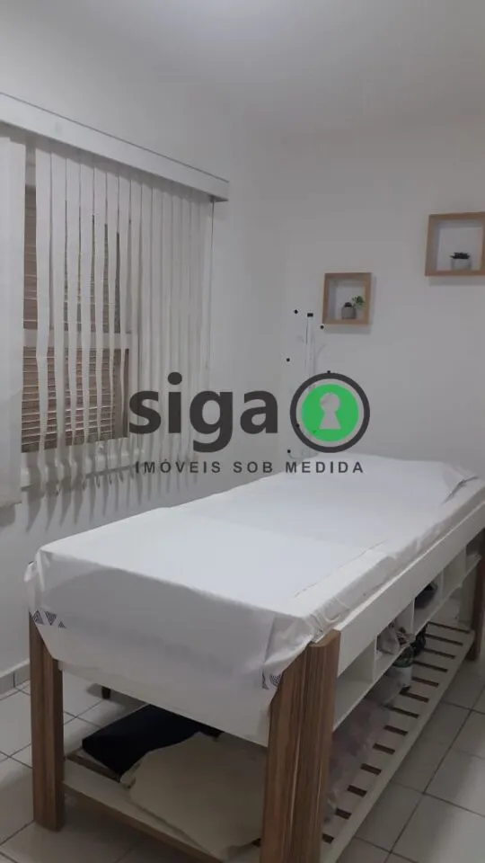 Imagem Casa com 200m², 5 Dormitórios e 3 Vagas para Quem Valoriza Espaço e Conforto.