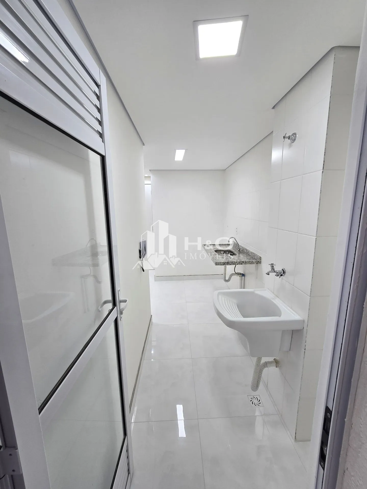 Imagem Apartamento Itaquera/Vila Carmosina - SP