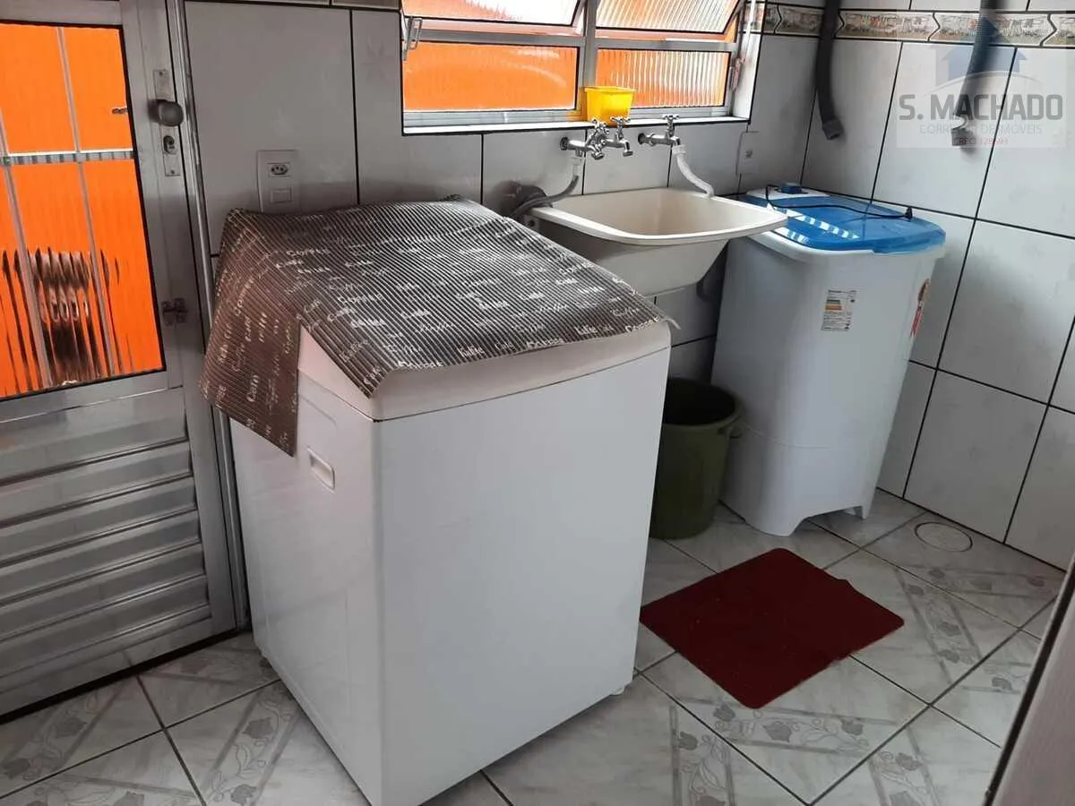 Imagem Sobrado para Venda em Santo André / SP no bairro Jardim Itapoan