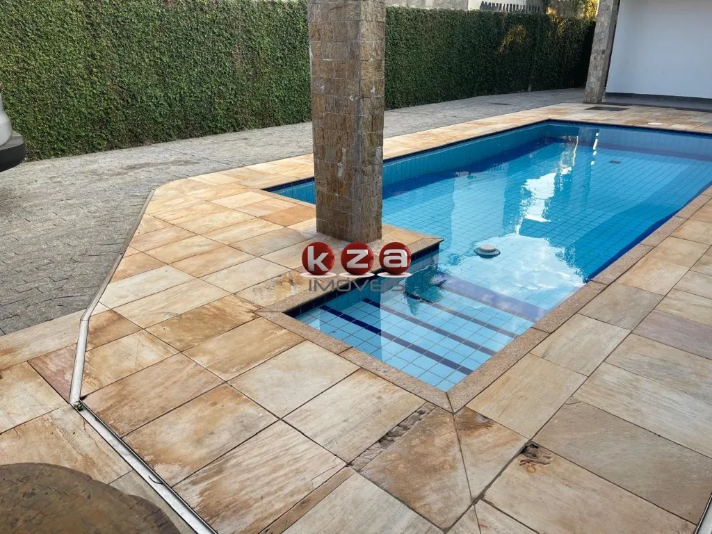 Imagem Imperdível! Casa à venda em Valinhos-SP, bairro Parque Nova Suíça, com 558m² construção e 600m de terreno, área de lazer incrível! Venha conferir!