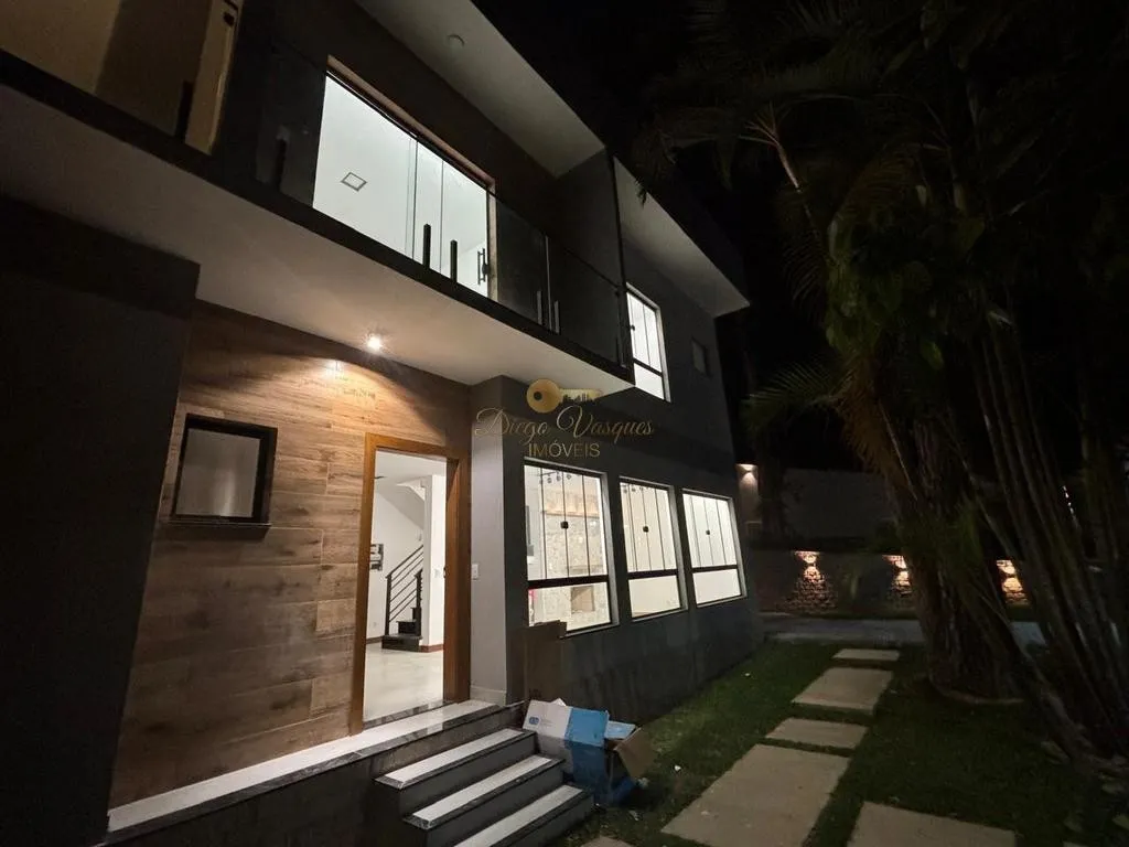 Imagem Casa em Condomínio para Venda em Teresópolis / RJ no bairro Alto