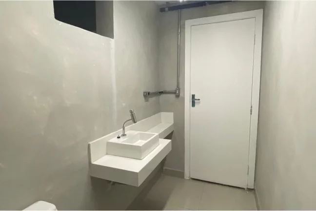 Imagem Salão Comercial Reformado na Lapa – Espaço Amplo, Versátil e Pronto para Sua Empresa!