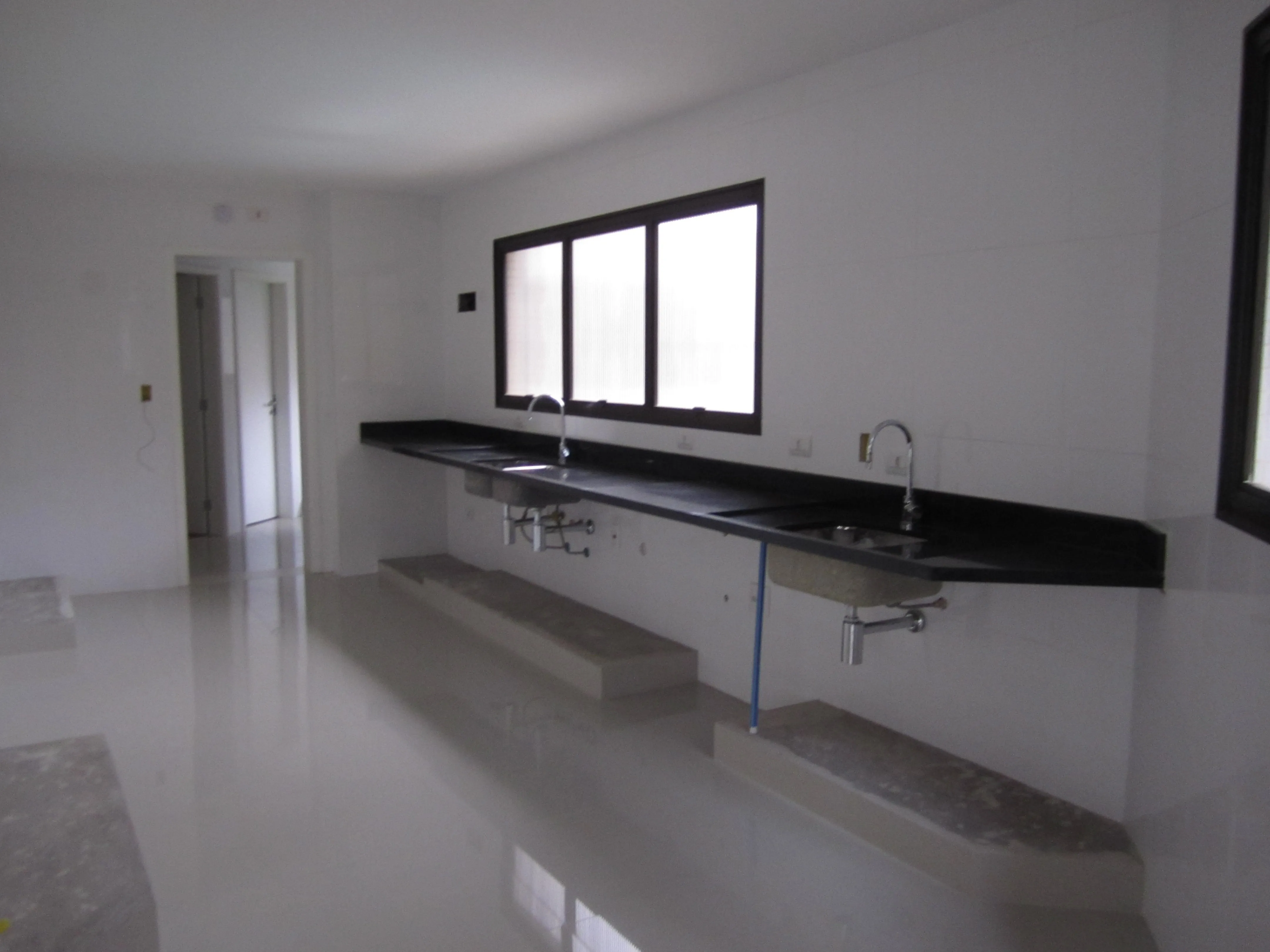 Imagem Apartamento com 3 Suítes Localizado no Edifício Maison Saint Laurent