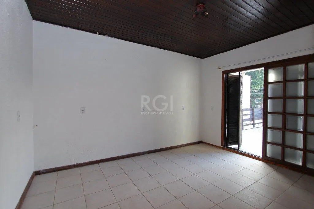 Imagem Casa para Locação/Aluguel - 240m², 4 dormitórios, 6 vagas - Nonoai