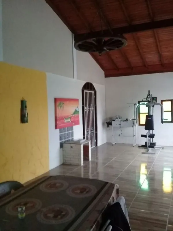 Imagem Casa para Venda - 150m², 2 dormitórios, 5 vagas - Ponta Grossa