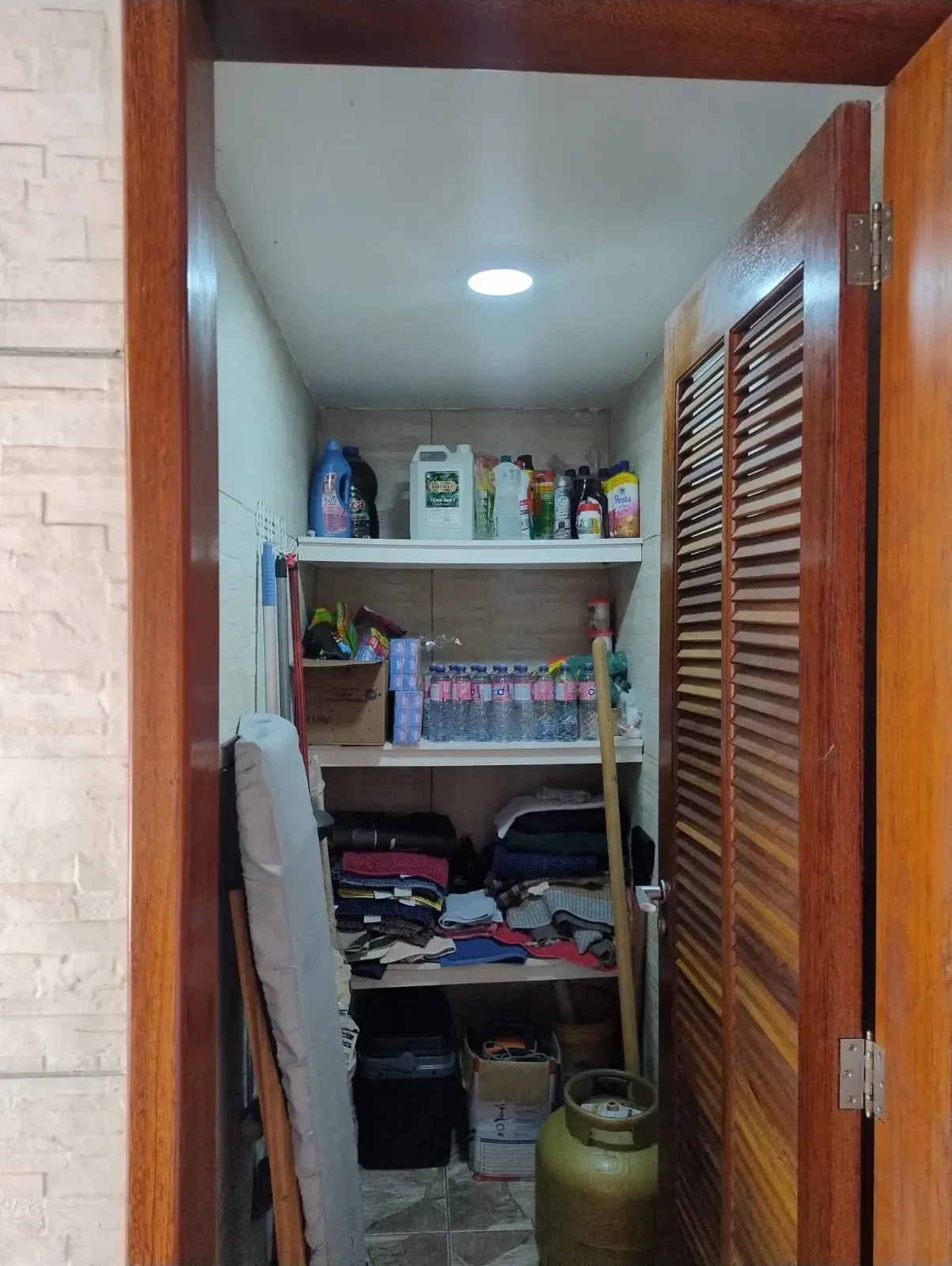 Imagem Casa com 2 Quartos à Venda, 360 m² em Boa Vista - São Gonçalo