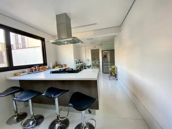Imagem Lindo, Moderno e Aconchegante!!! Hall de entrada seguido de living para três ambientes com varanda ...