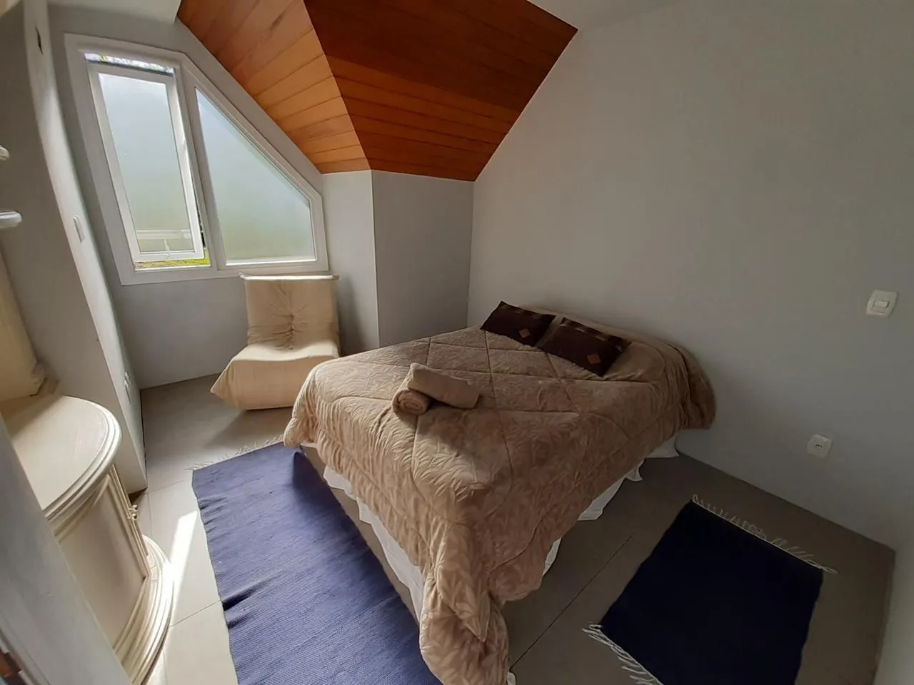 Imagem CASA COM PISCINA INDOOR NO CONDOMÍNIO VIVENDAS DA SERRA - CANELA/RS