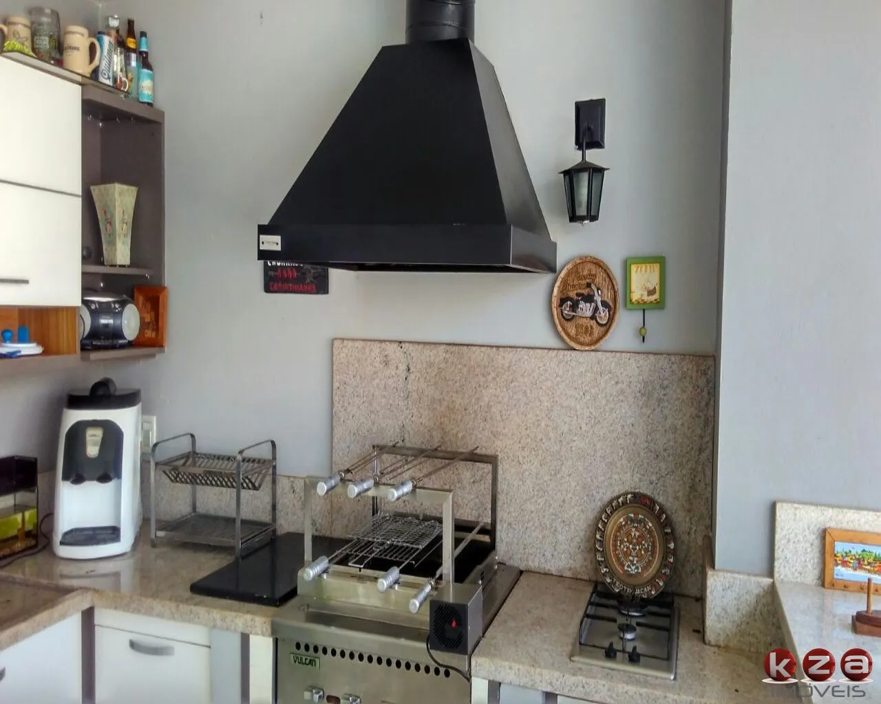 Imagem Magnífica casa em condomínio à venda em Valinhos-SP, no Condomínio Residencial Querencia: 4 quartos, 4 suítes, 3 salas, 8 banheiros, 4 vagas de garagem, 395m².