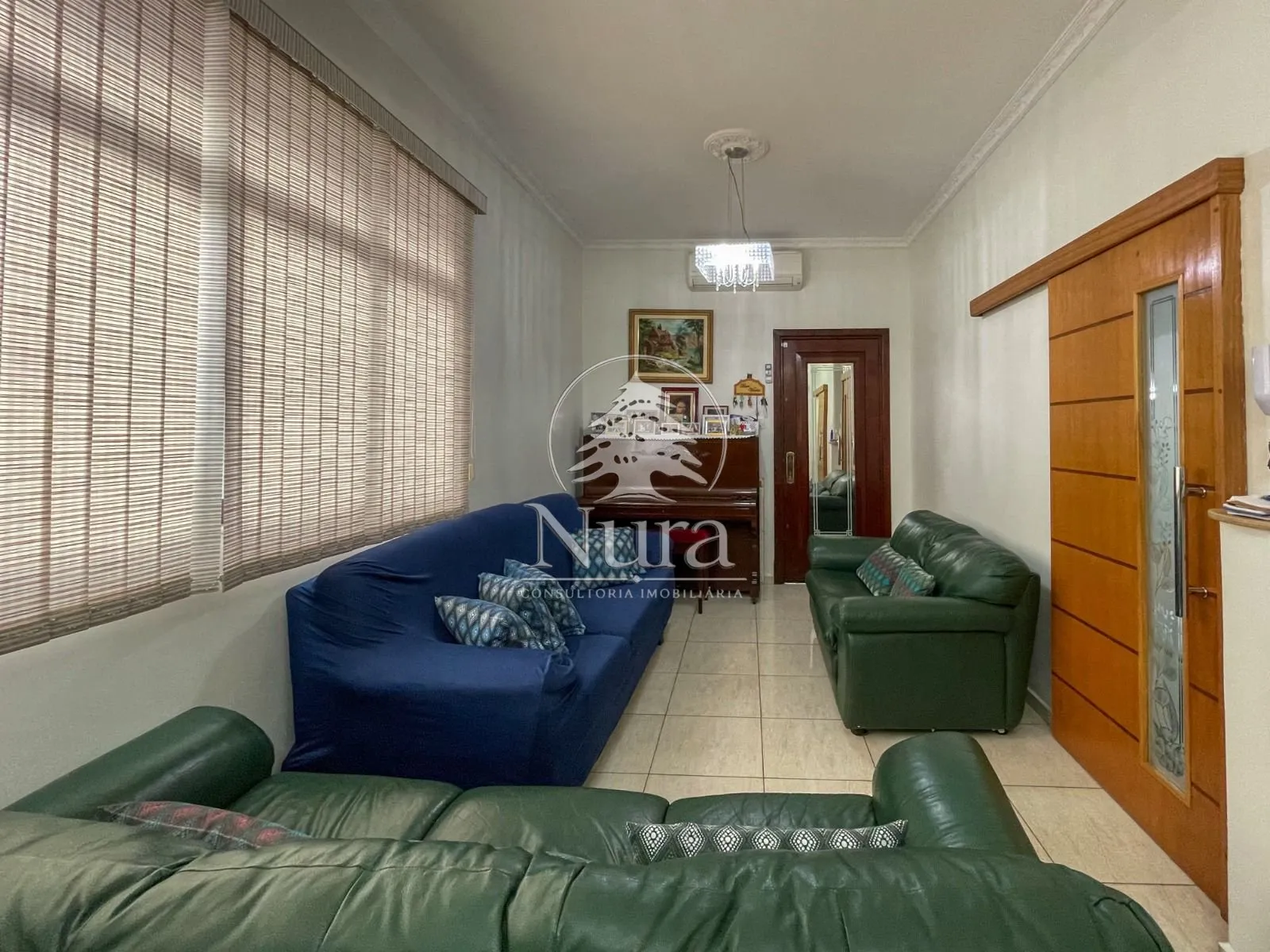 Imagem Sobrado de 4 quartos, 150m² no bairro Gonzaga, em Santos