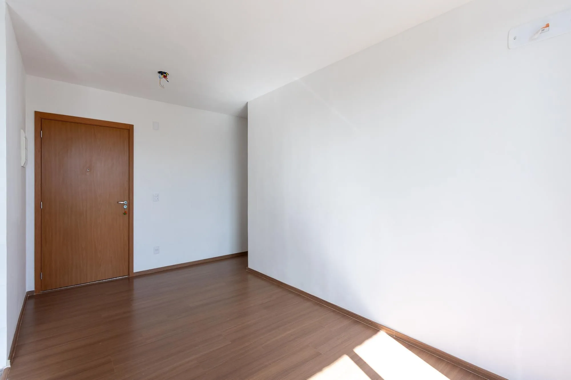 Imagem Apartamento no 5 andar de frente com 2 dormitórios
