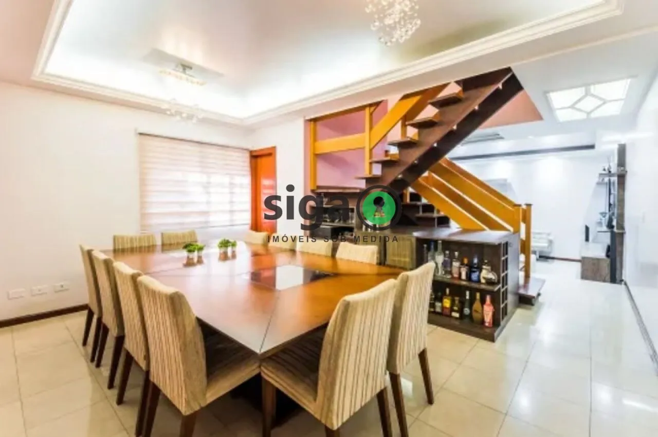 Imagem CASA DE ALTO PADRÃO COM 4 SUÍTES PARA VENDA PRÓXIMA AO METRÔ