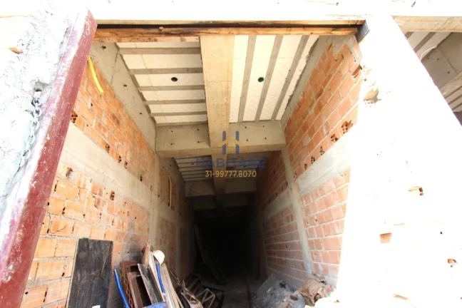 Imagem PRÉDIO RESIDENCIAL PARA 12 APARTAMENTOS E COBERTURA