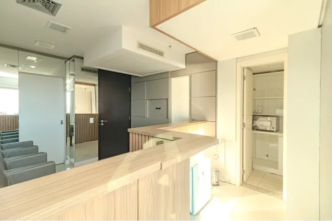 Imagem CDDN 200 Sala 610221045-27 - Sala à venda no bairro Cristal - Porto Alegre/RS