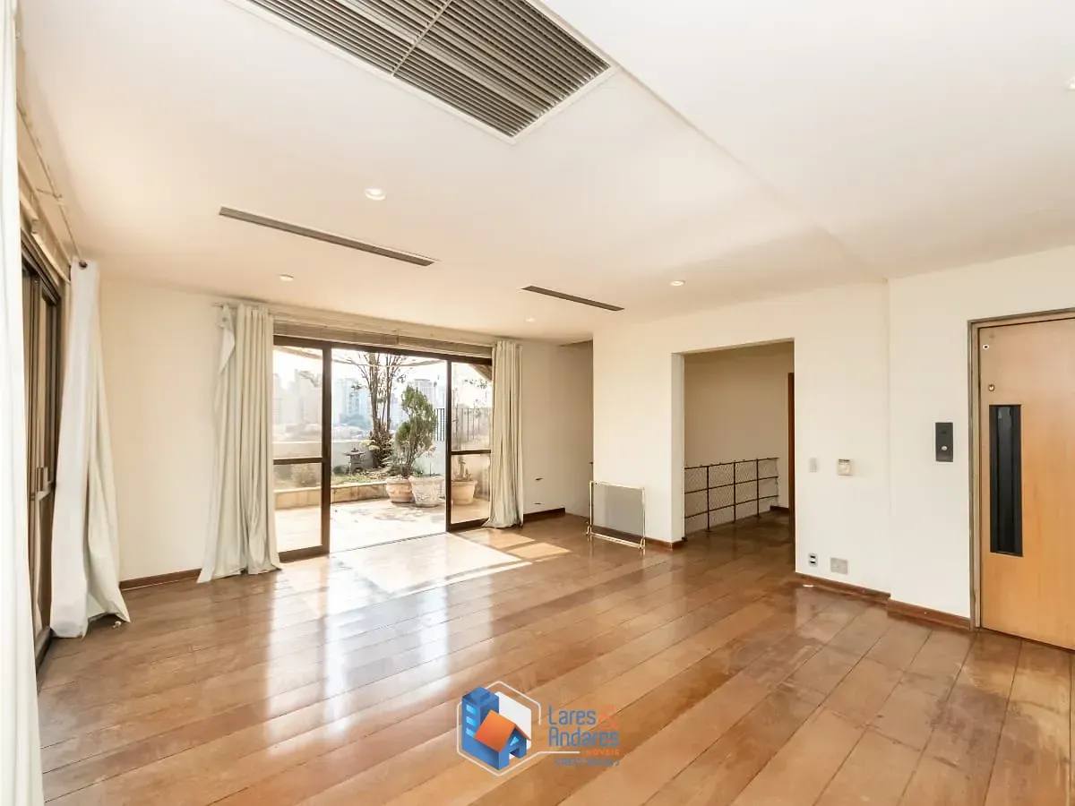 Imagem Cobertura para venda em Higienópolis com 3 quartos, sendo 3 suítes, 540m²