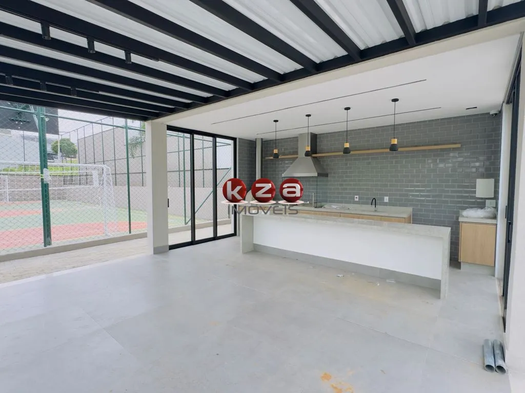 Imagem Casa de alto padrão no Jardim São Marcos, Valinhos-SP: 3 quartos, 3 suítes, 2 salas, 5 banheiros, 4 vagas, 190m². Venha conferir!